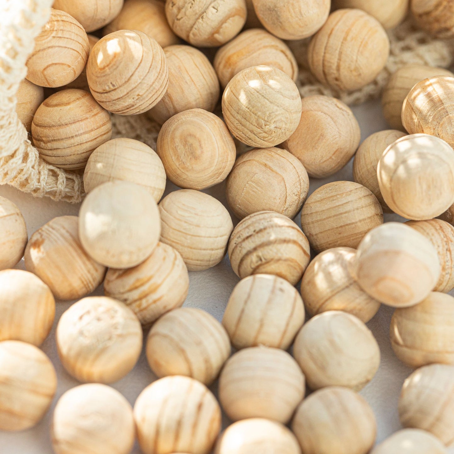 Botanica Gaia Hinoki Wood Essential Oil | Chamaecyparis Obtusa var. Obtusa |